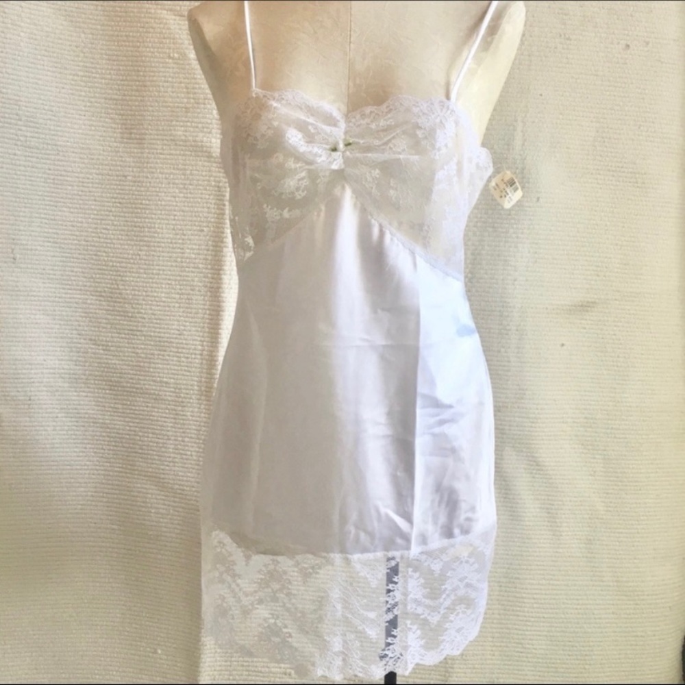 Vintage Victoria Secret 80s 90s White Chemise Slip Sz S